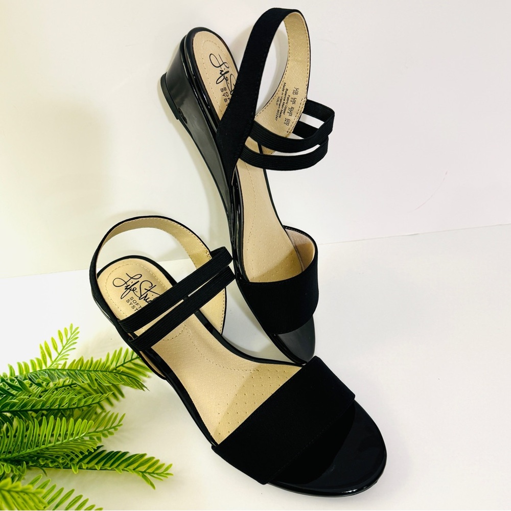 LifeStride Wedge Gorgeous Black Sandals Sz 7.5 NWT